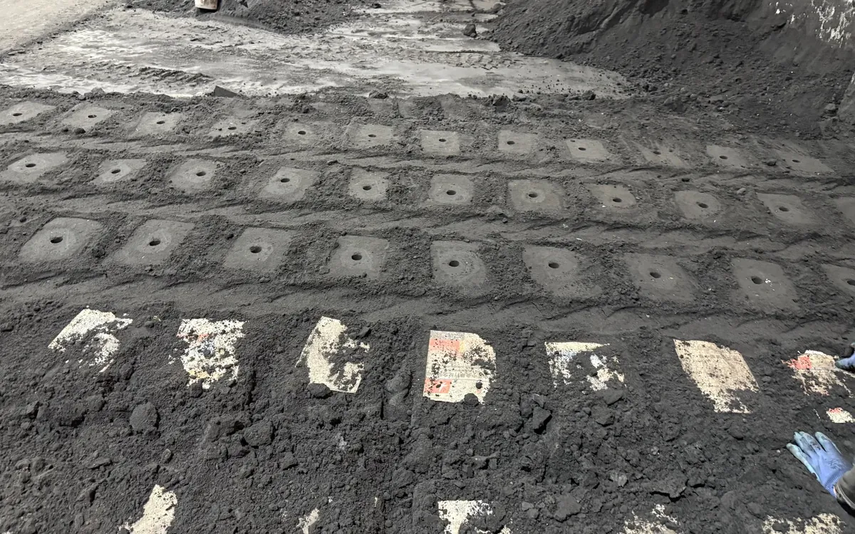 Sand mould preparation in a foundry