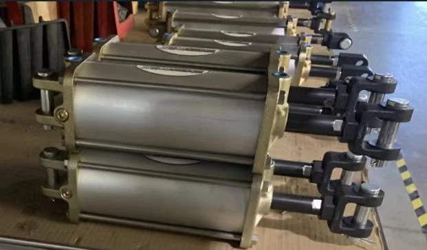Sand-Cast Hydraulic Cylinder Component Family