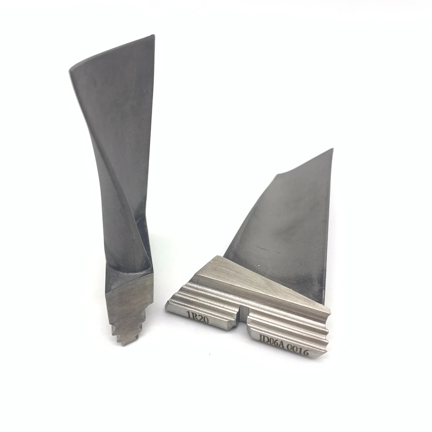 Finished nickel-based superalloy turbocharger blades